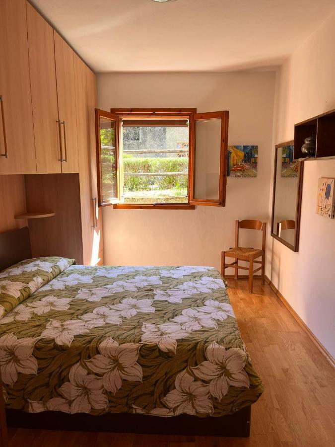 La Casina Di Checco Appartement Marciana Marina  Buitenkant foto